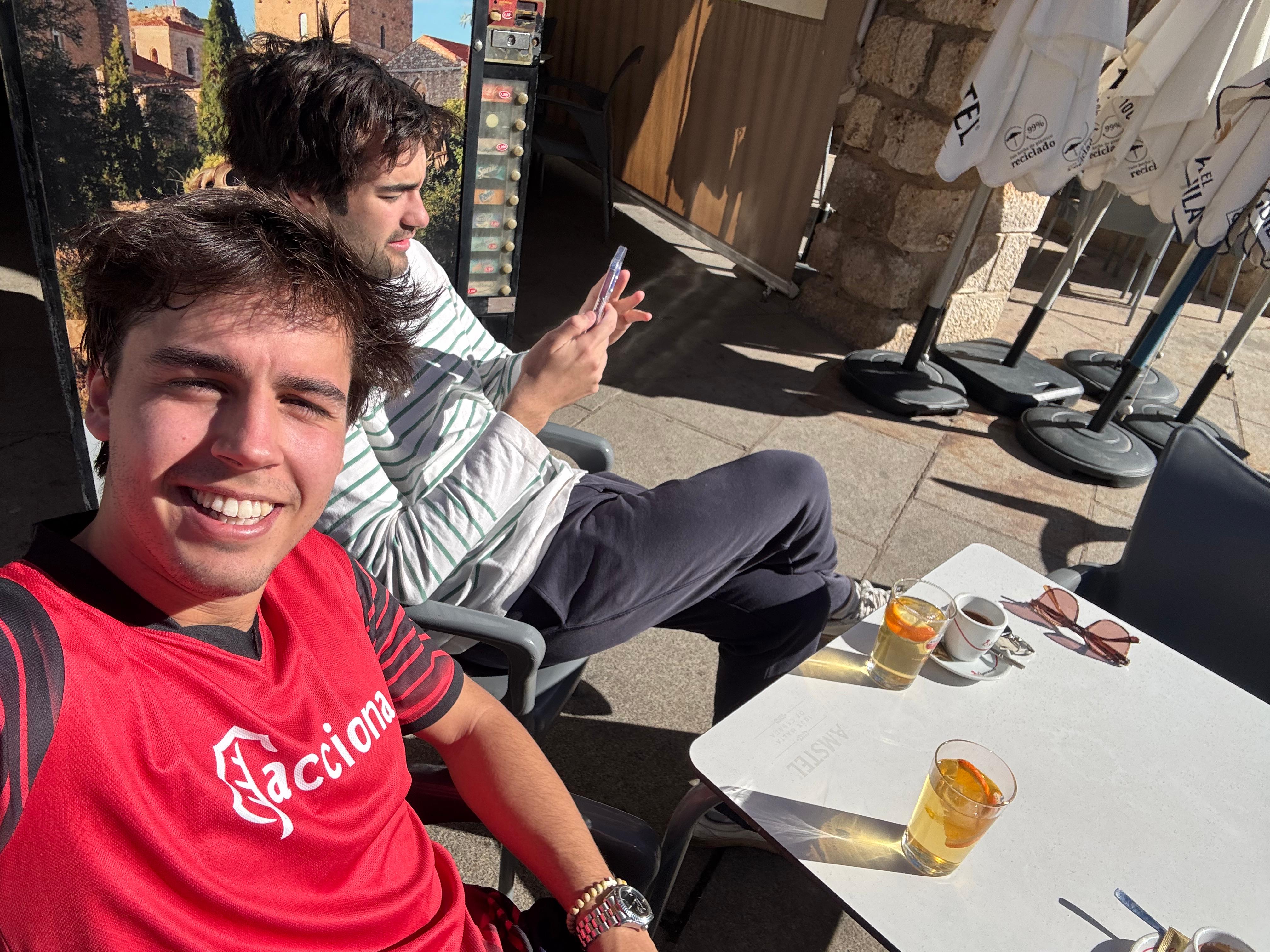 Behind the scenes 20